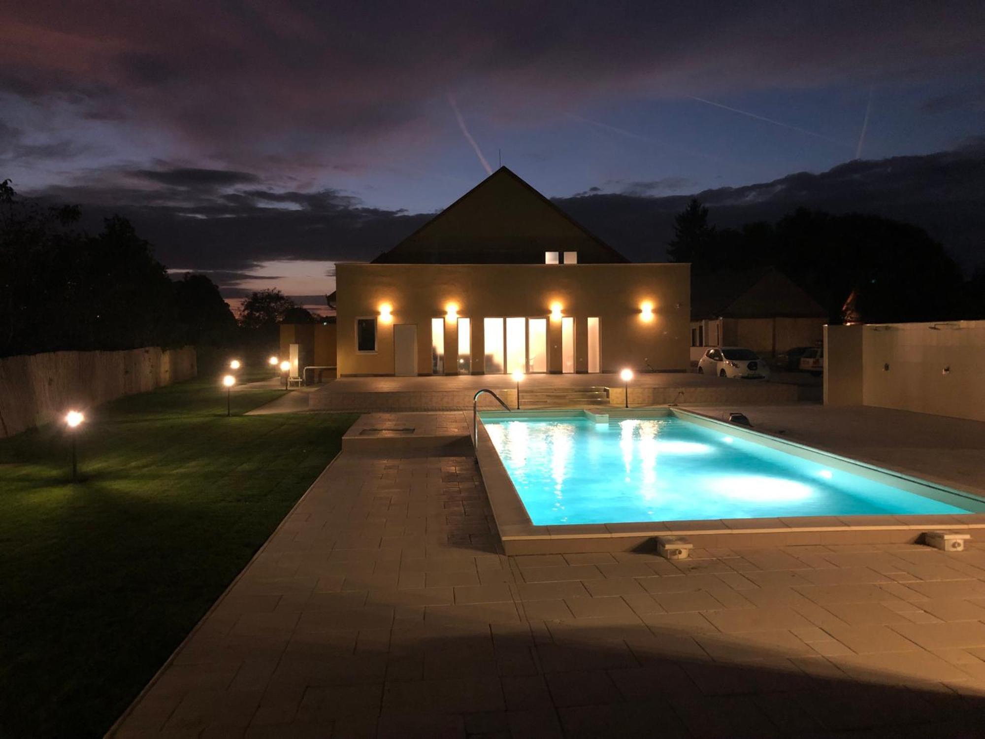 Villa Bellissima Szabolcs エクステリア 写真